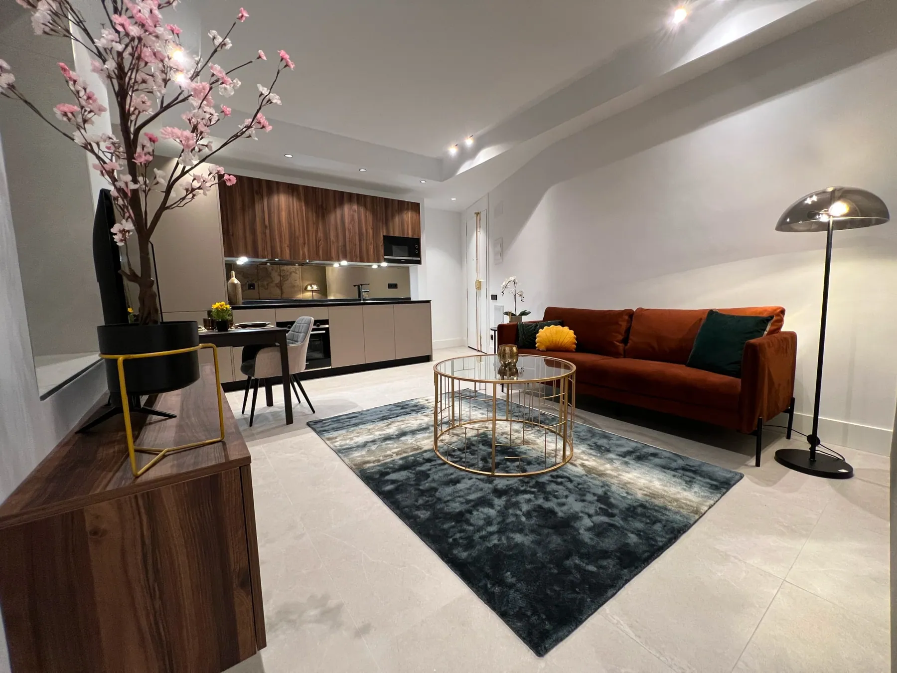 Apodaca 13 Apt A, reforma de vivienda en Malasaña, Madrid — proyecto de Lishome