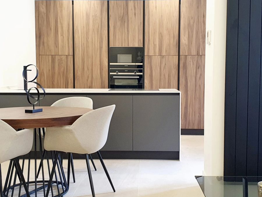 Jesús Aprendiz 9, Barrio del Niño Jesús, Madrid — Cocina italiana con Siemens (3/5)