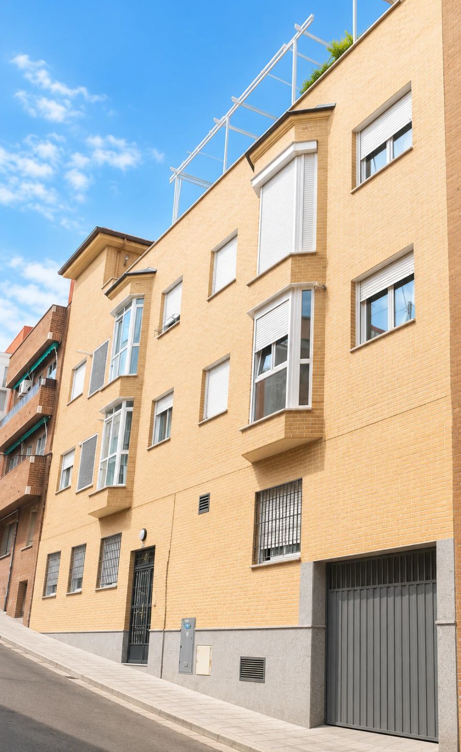 Travesía de Pinos Alta 4, promoción inmobiliaria en Madrid — proyecto de Lishome